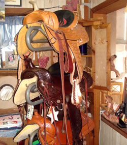 The Horse Barn Tack Shop Fredericksburg Virginia Tack, Riding Apparel,  Gifts, Supplies, Saddles, Blankets, English Style Apparel, Western Style  Apparel, Equestrian Apparel, Helmets, Chaps, Boots, Bridles, Bits, Jewelry,  Consignment Shop, Everything Horses